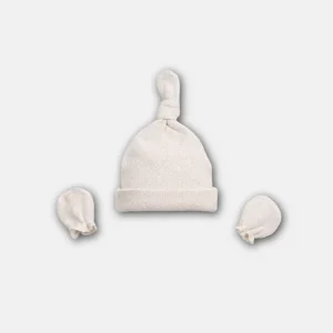 Play Up – Newborn Set – Mutsje en wantjes – Creme