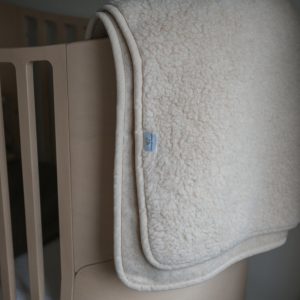 Merino wollen wiegdeken